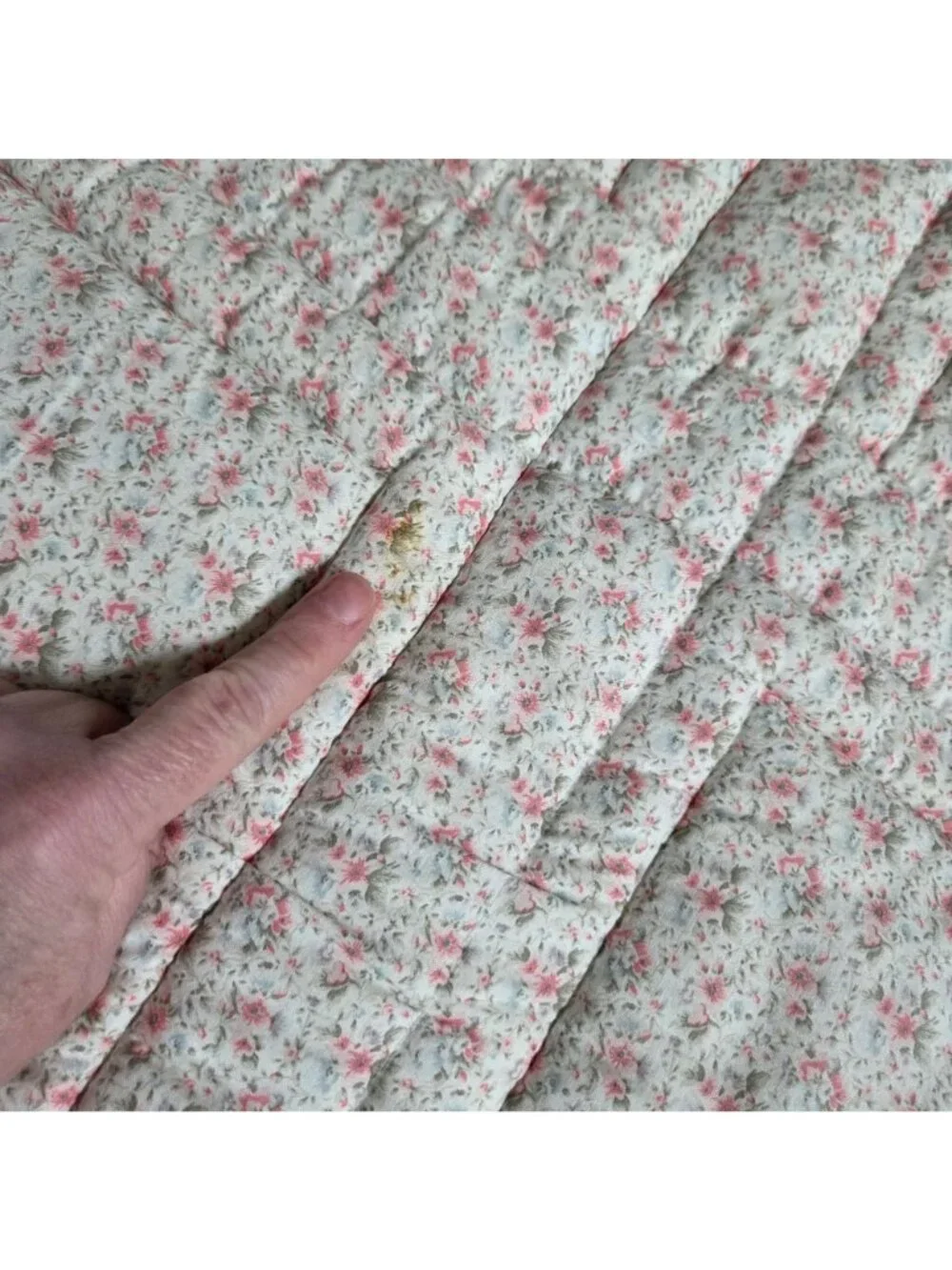 Handmade Hand Cross Stitched Embroidered Pink Floral Quilted Wall Hanging READ